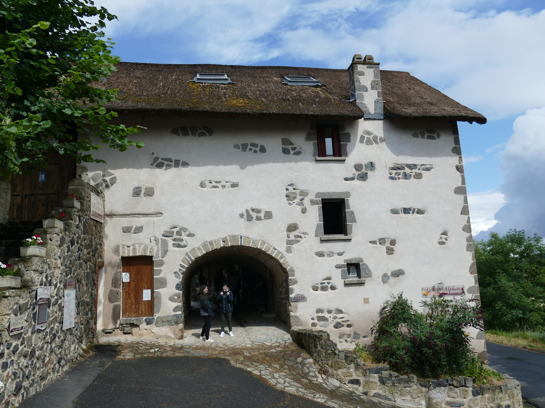 Les Mystères de Farges-Saint-Nectaire必去景点