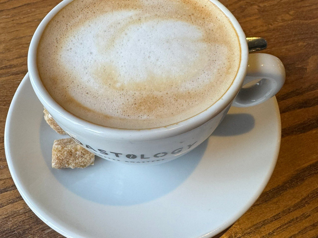 Hartford Hall On School Lane主图