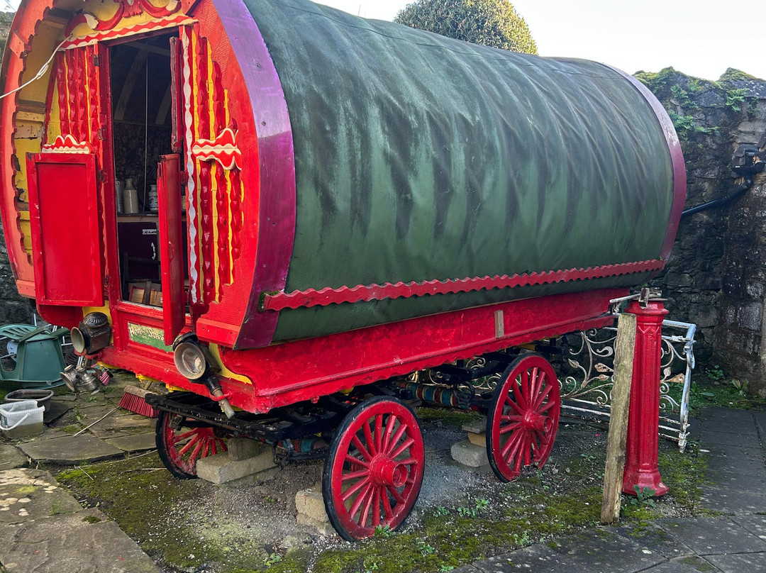 Cashel Folk Village-卡舍尔必去景点