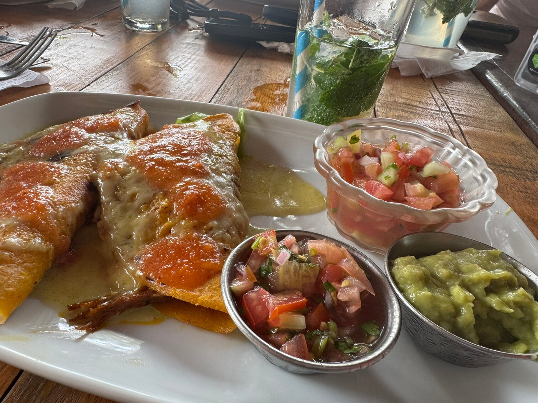 El Patio Bar & Grill