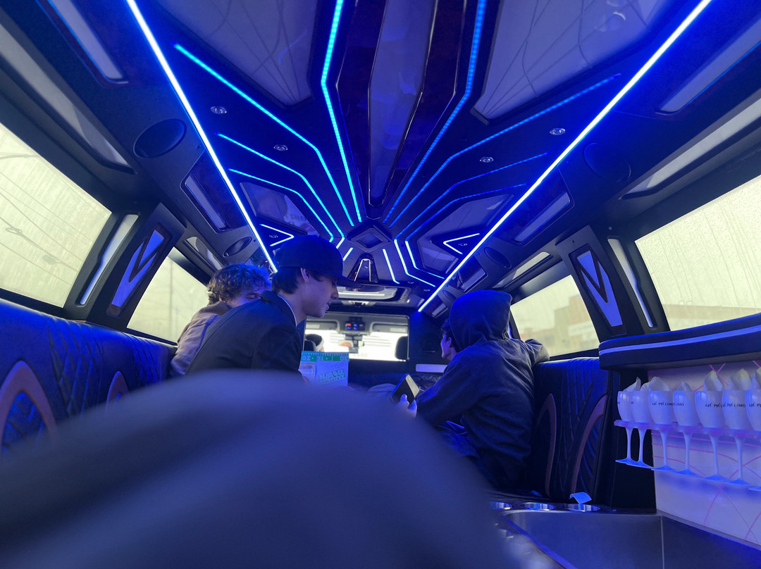 Ampm Limousines-卡尔加里必去景点