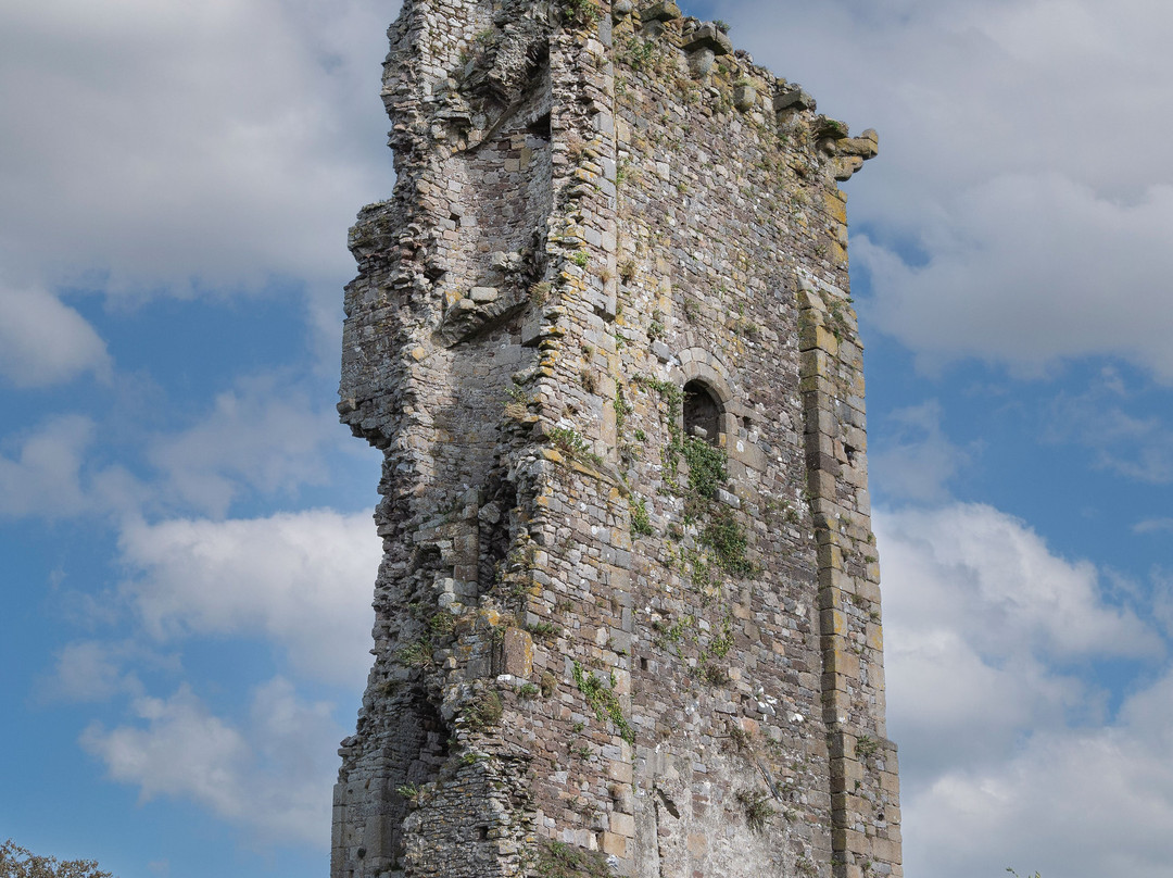 Château médiéval-Regneville-sur-Mer必去景点