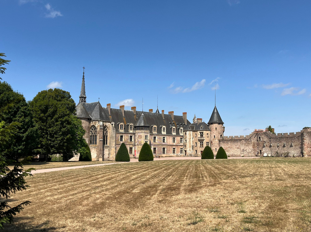 Chateau de Lapalisse-Lapalisse必去景点