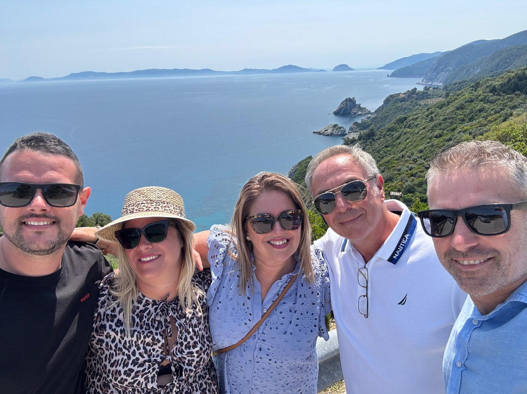 Skopelos Taxi & Tour Services - Zahos Stamoulis-Skopelos Town必去景点