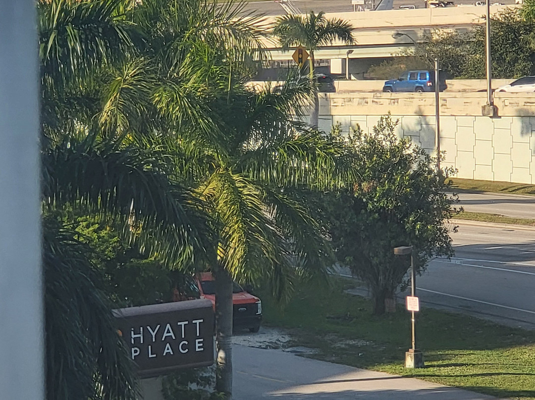 迈阿密机场东凯悦嘉轩酒店主图