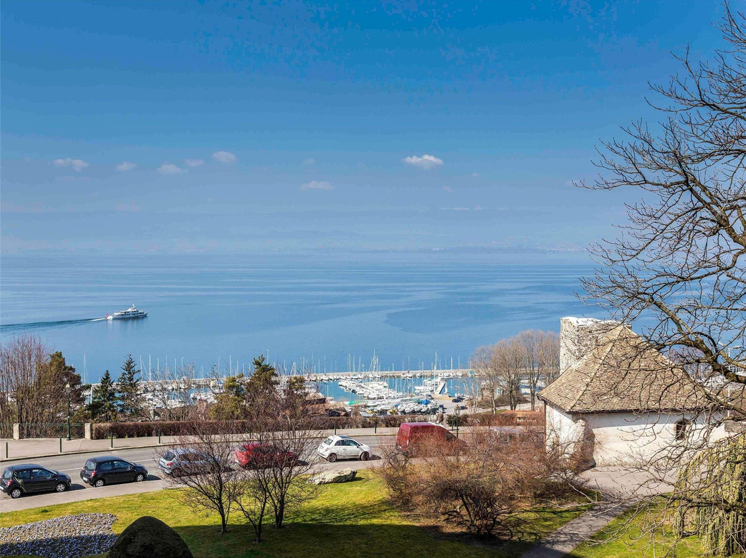 宜必思托农中心酒店