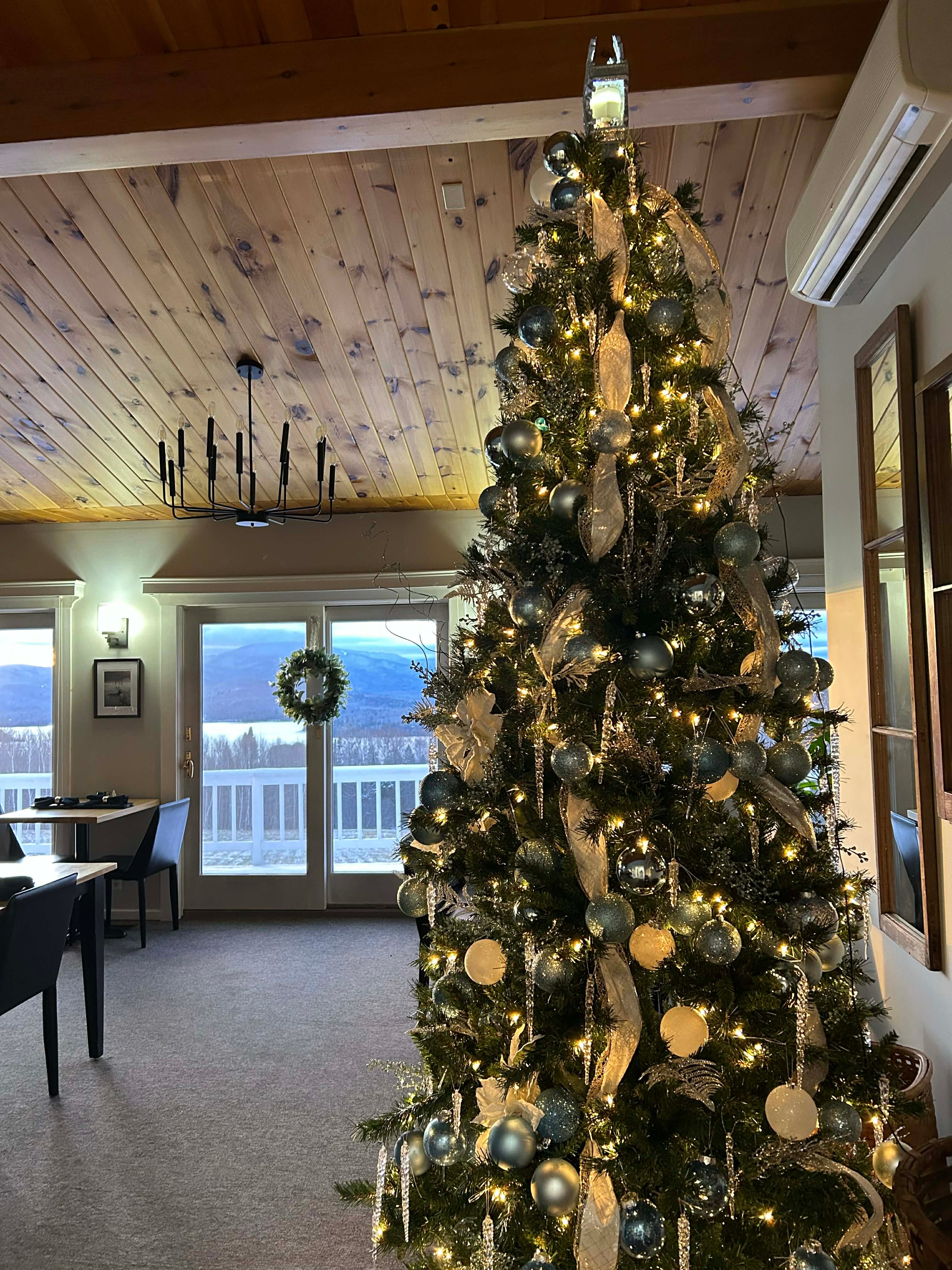 The Lodge At Moosehead Lake-餐饮