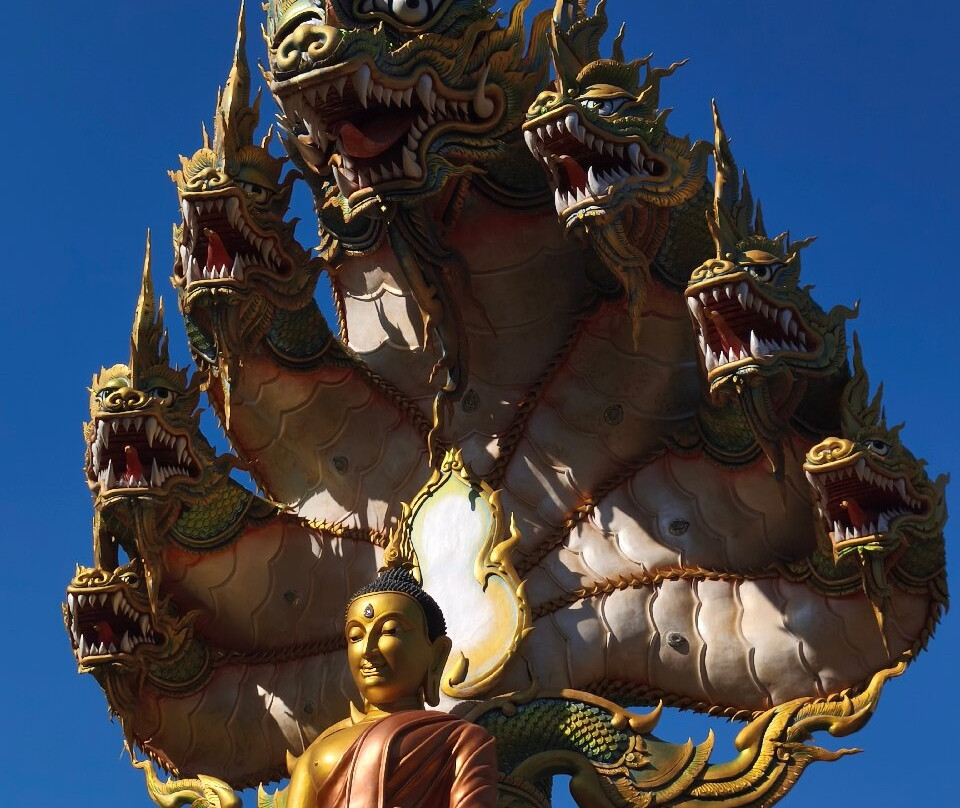 Wat Tham Pha Daen-沙功那空必去景点