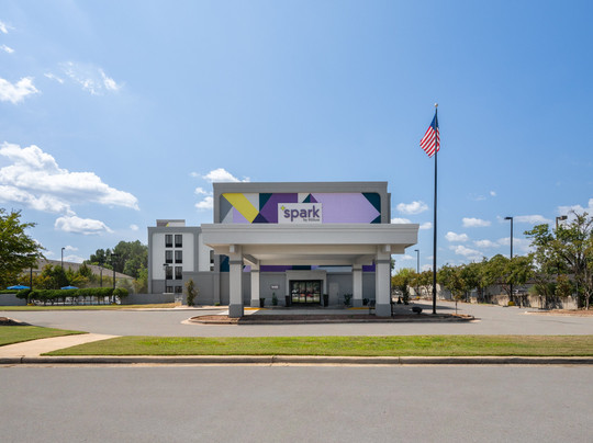 Hartselle酒店住宿-Spark by Hilton Decatur