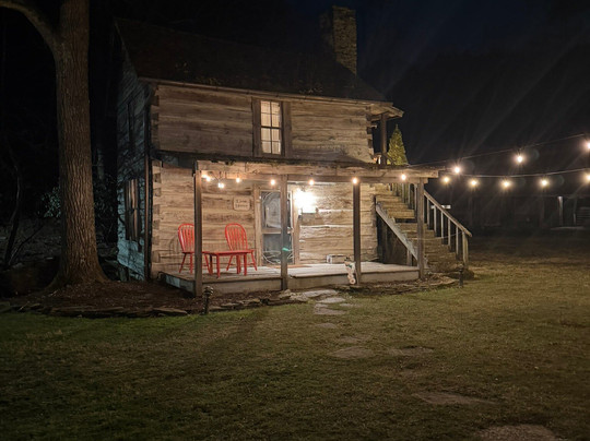 The Mast Farm Inn主图