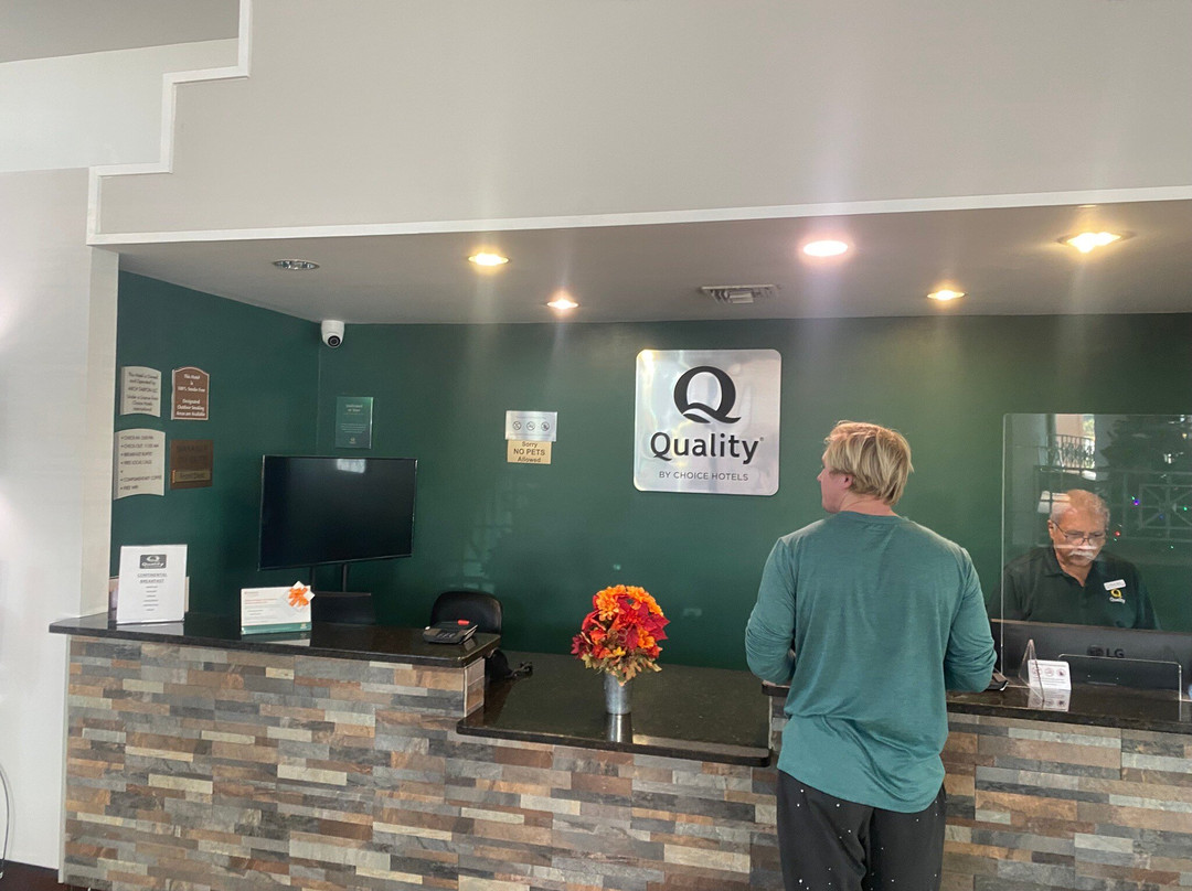 Quality Inn & Suites Tarpon Springs South主图