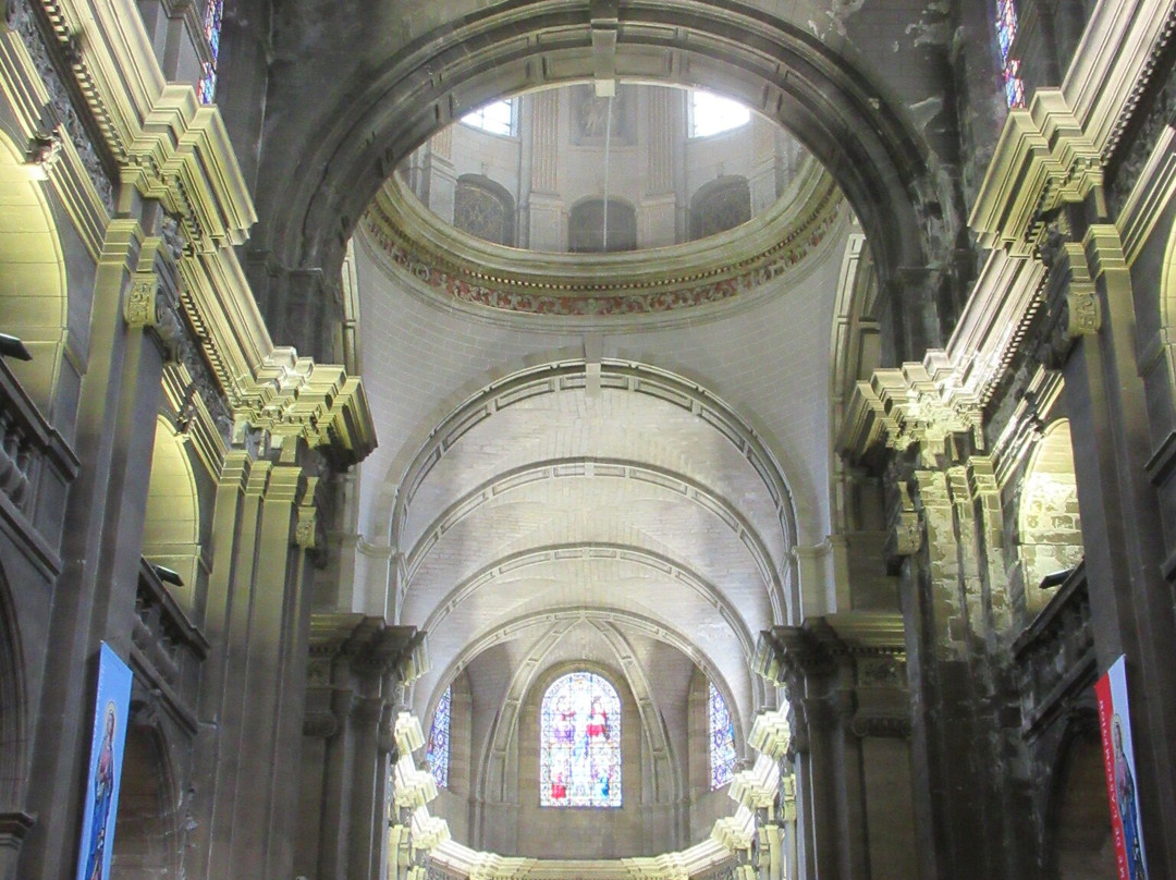 Cathédrale Notre Dame-达克斯必去景点