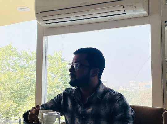 普什别墅酒店主图