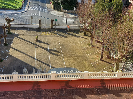 萨劳斯酒店主图