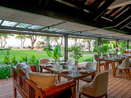 El Jardin Steakhouse by Andrea Peresthu