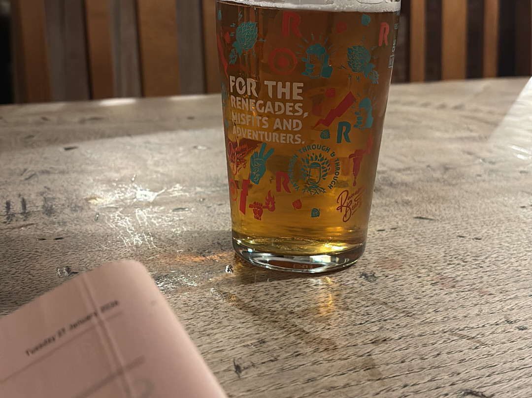 奥克皇家酒店主图