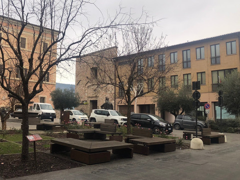 Piazza della Repubblica-Spello必去景点