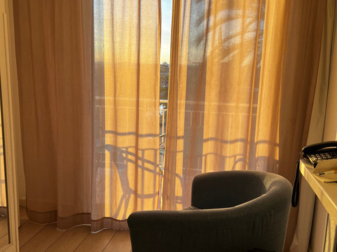 索尔维酒店 - 限成人主图