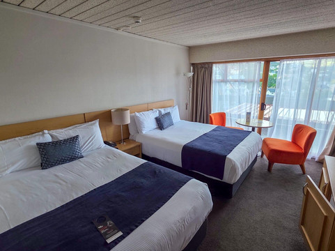 但尼丁君门酒店主图