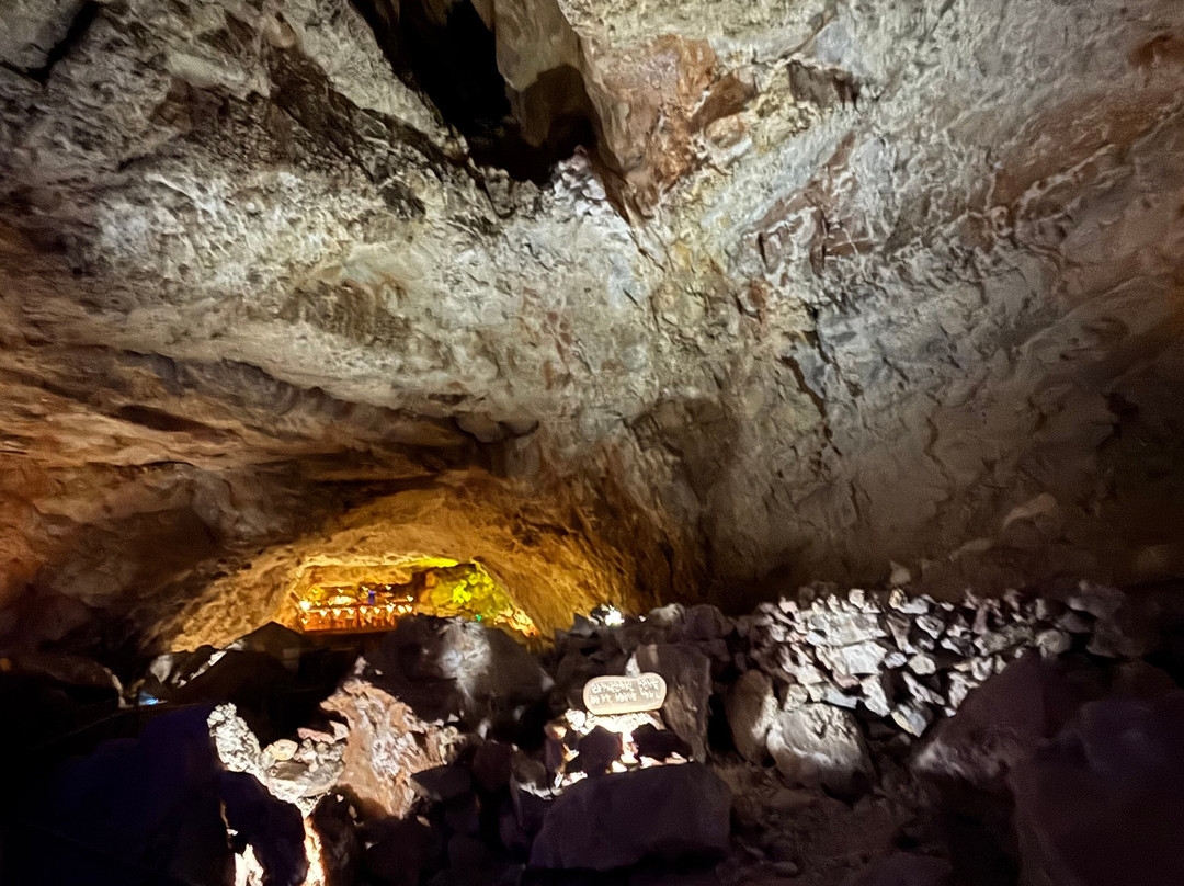 Grand Canyon Caverns Inn主图