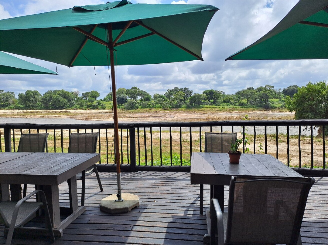 Elephant Herd Tours & Safaris-雾观必去景点