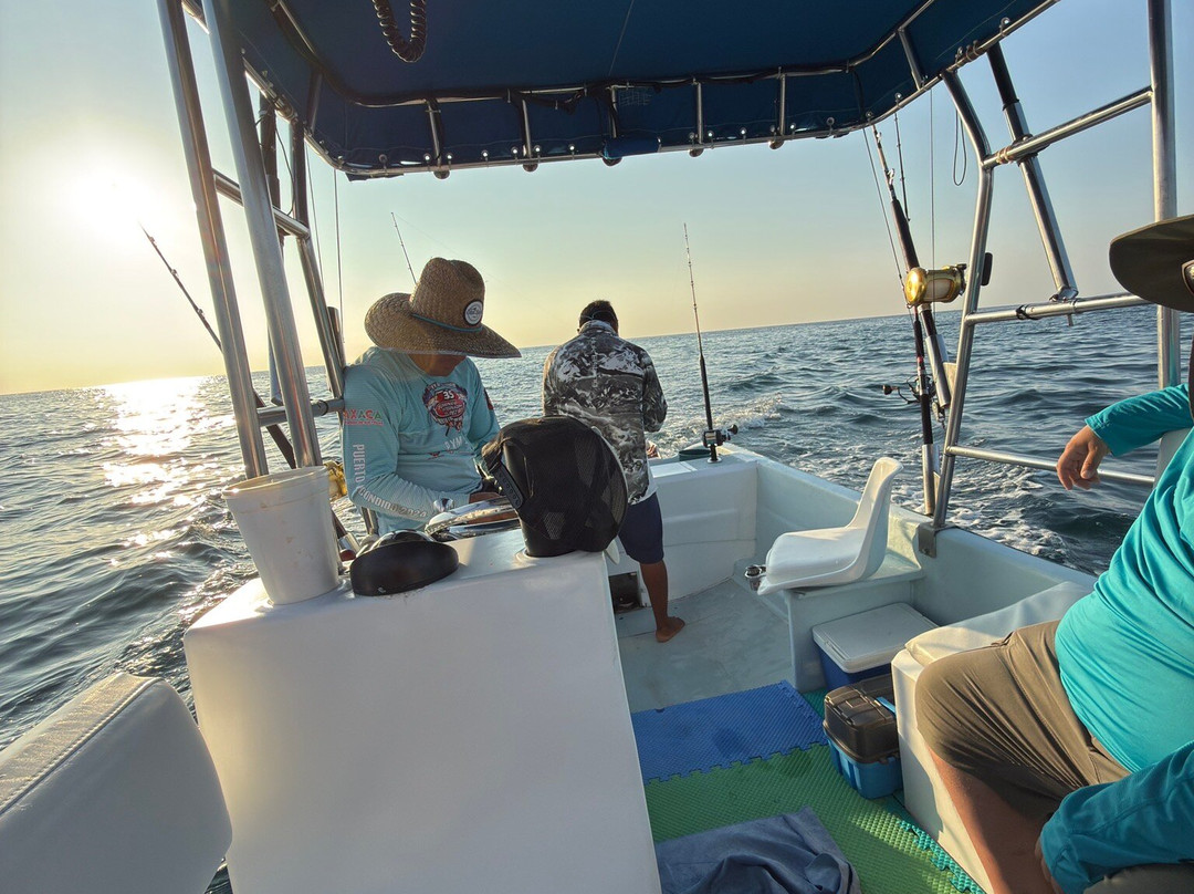 Fishing With Tico Huatulco-Crucecita必去景点