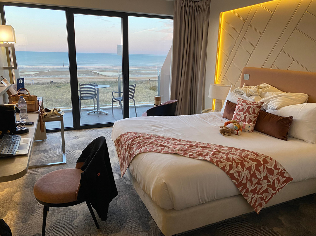 卡布格塔拉苏尔 Spa 酒店主图