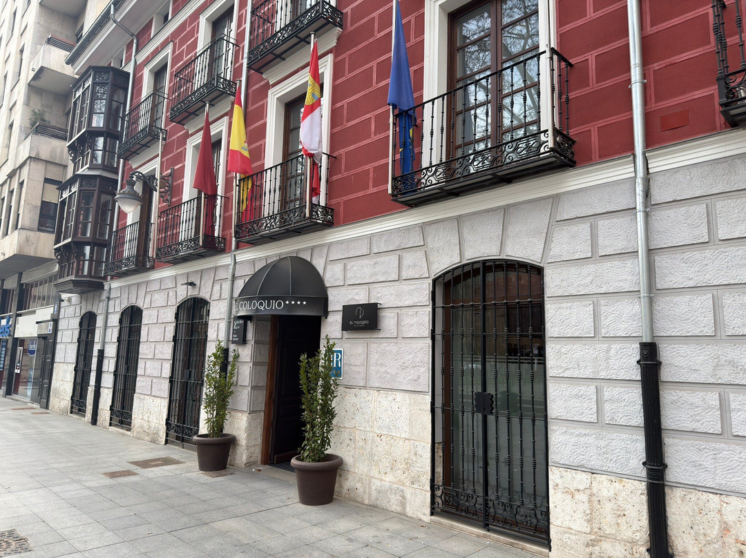 泽尼特科勒奇奥旅馆主图