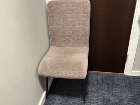 伯明翰机场旅屋酒店主图