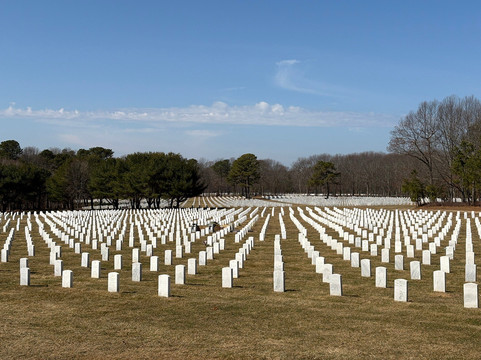 Calverton National Cemetery-Calverton必去景点