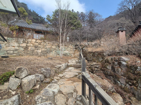 Yun Pil-am-闻庆市必去景点