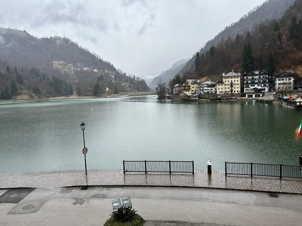 史拉戈欧洲体育酒店-官方