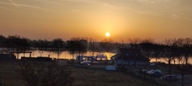 瓦讷港美居酒店-官方