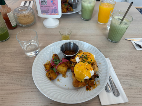 Breakfast Lovers Graça主图