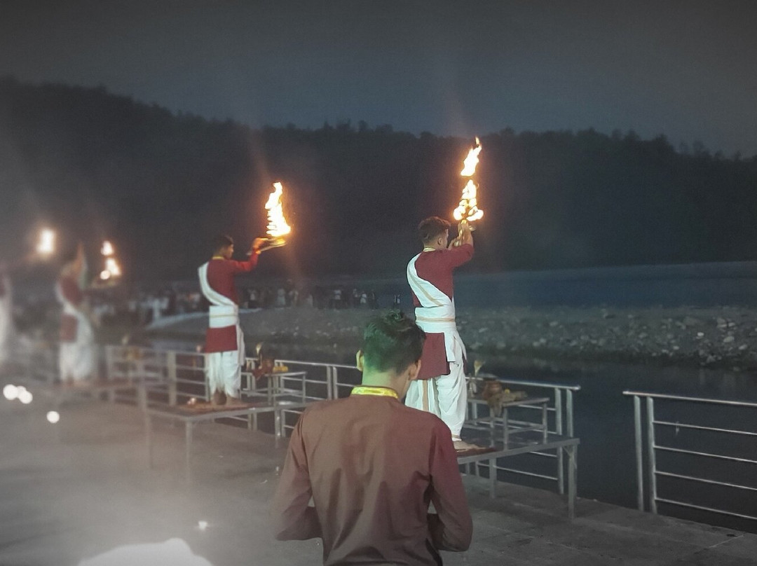 Triveni Ghat-里希克虚必去景点