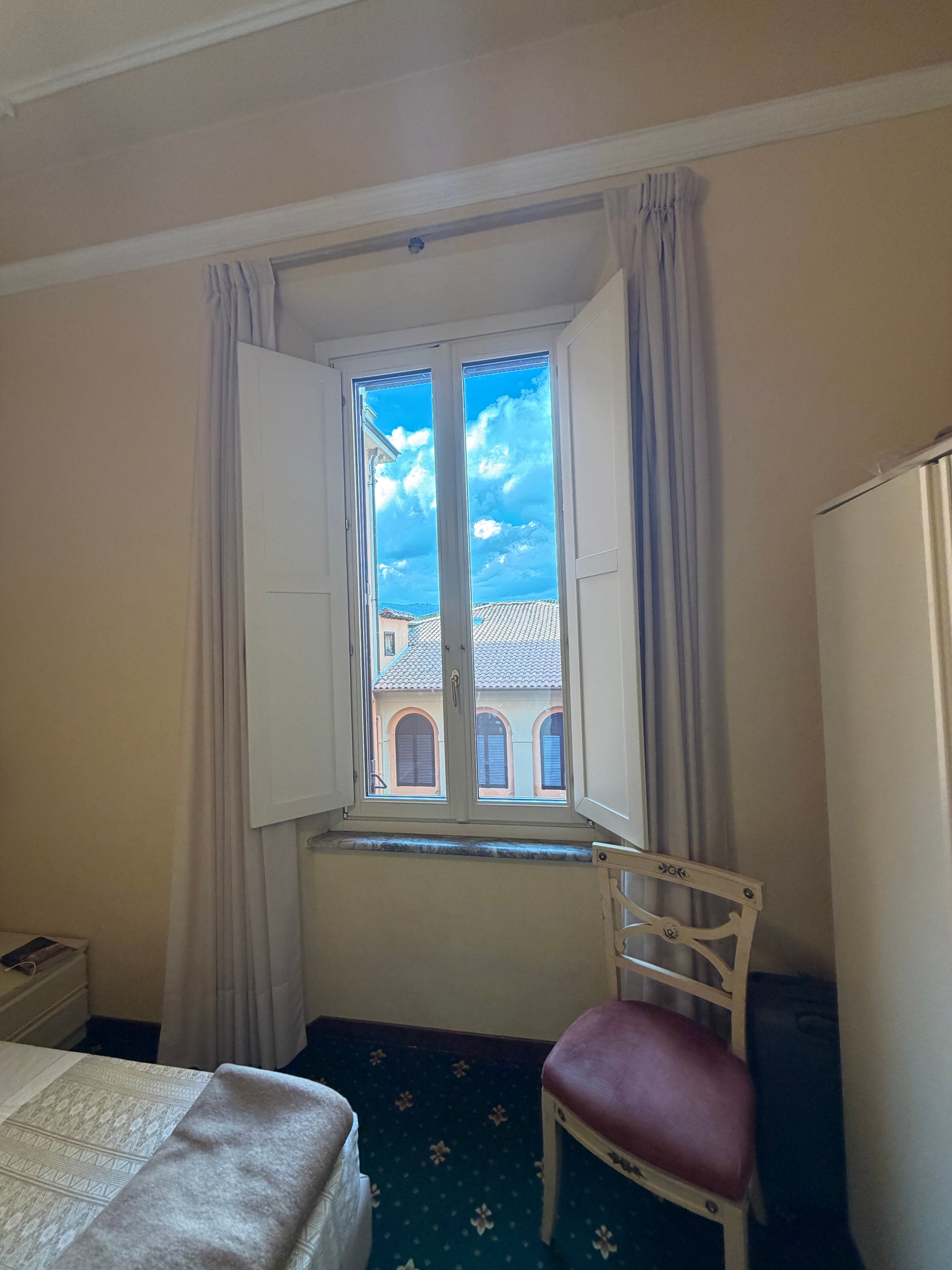 洛坎达马乔雷广场大酒店-客卧