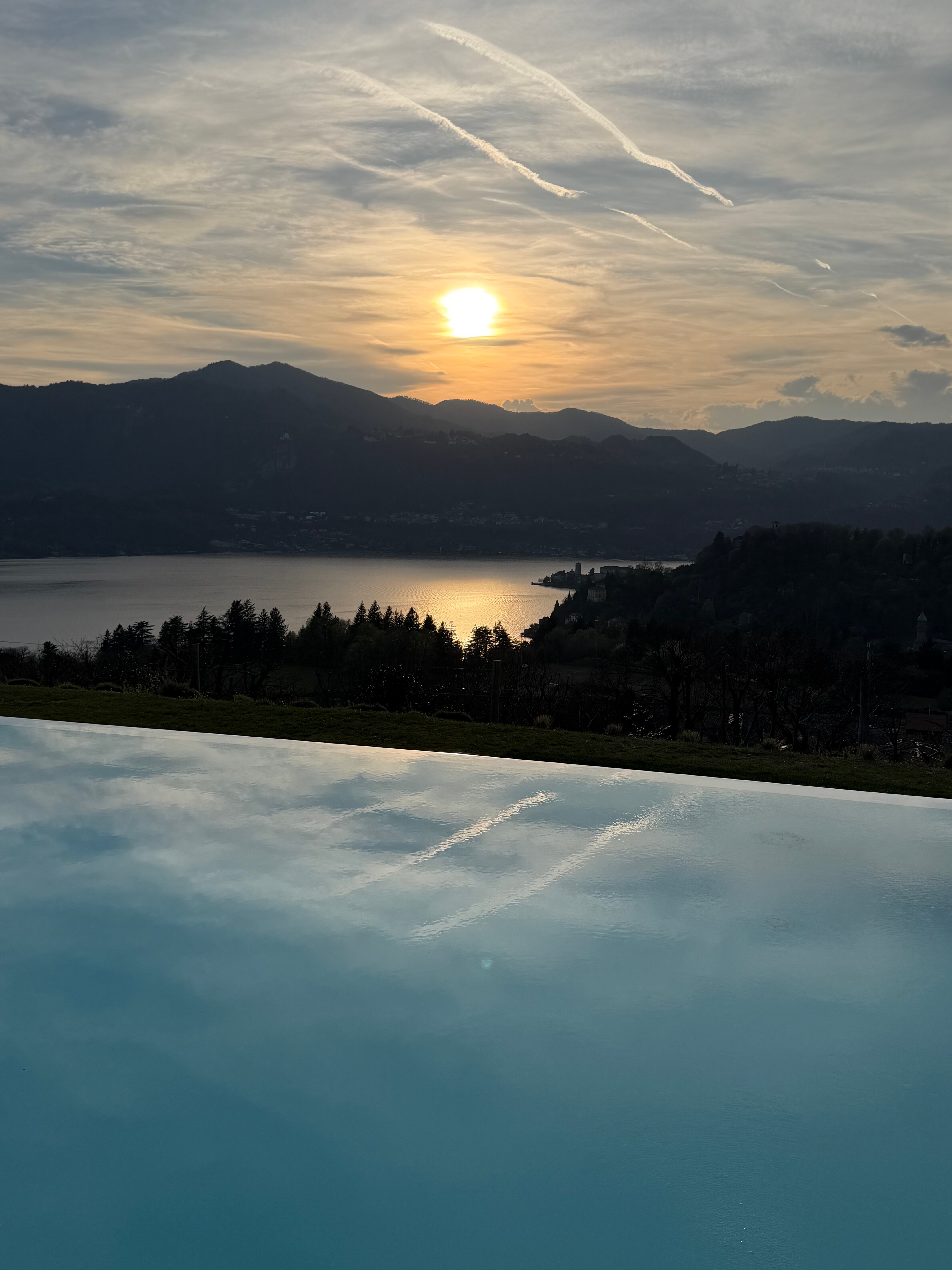 拉达尔比亚公寓式酒店-泳池