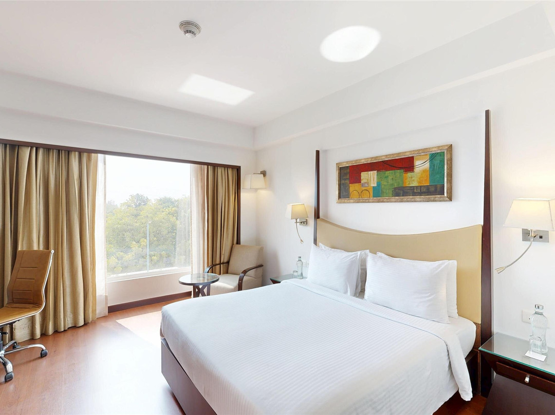 Garat Pur Bas酒店住宿-Gurmon Hotels Sohna Road Gurugram, a member of Radisson Individuals