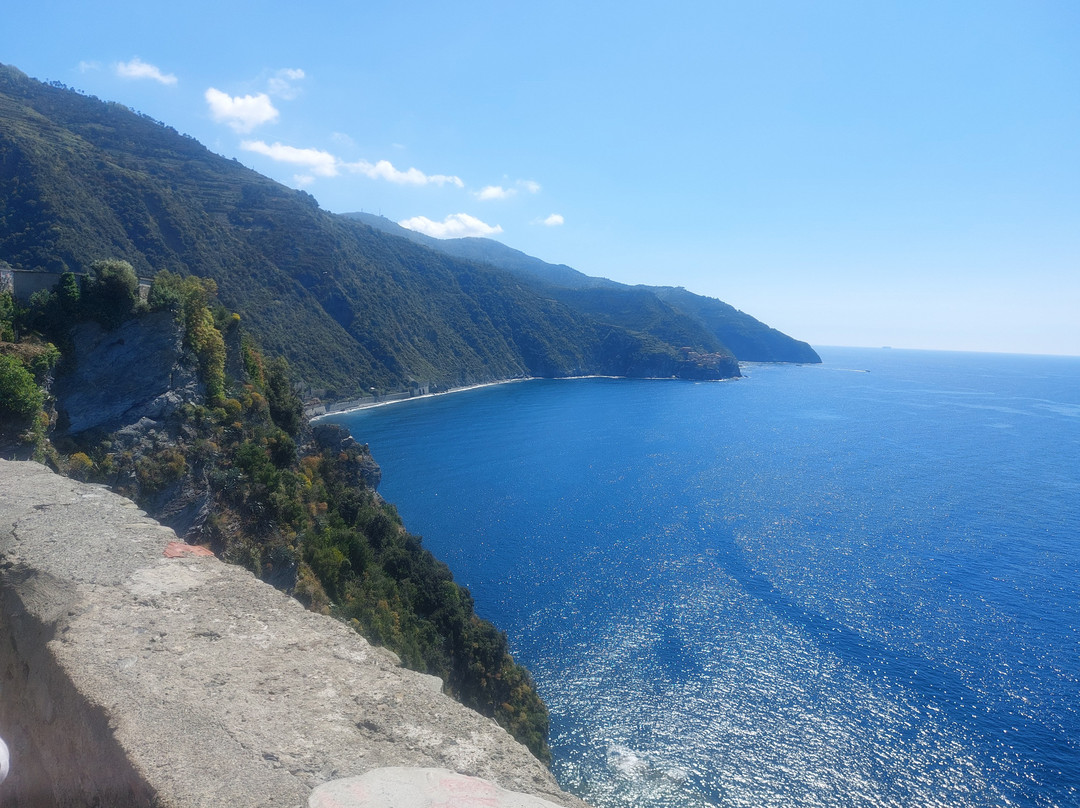 Sentiero Vernazza a Corniglia-韦尔纳扎必去景点