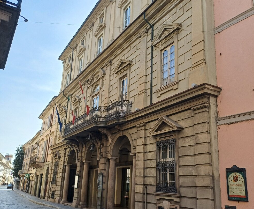 Teatro Fraschini-帕维亚必去景点