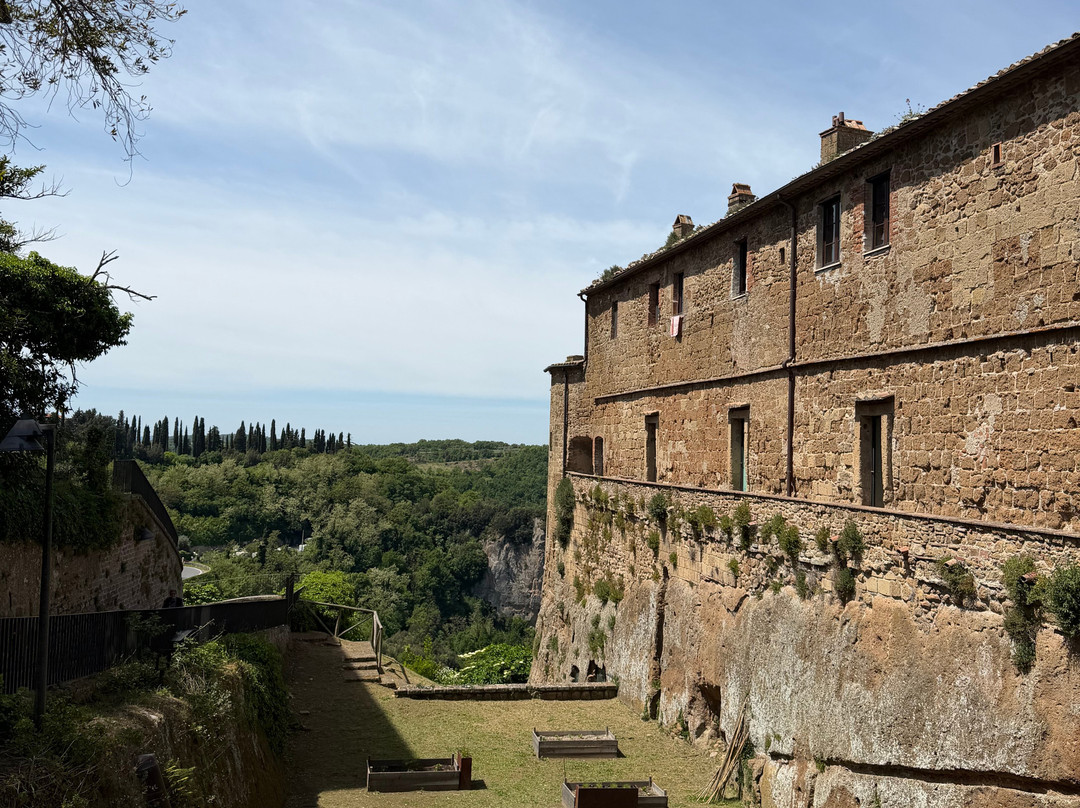 Fortezza Orsini-Sorano必去景点