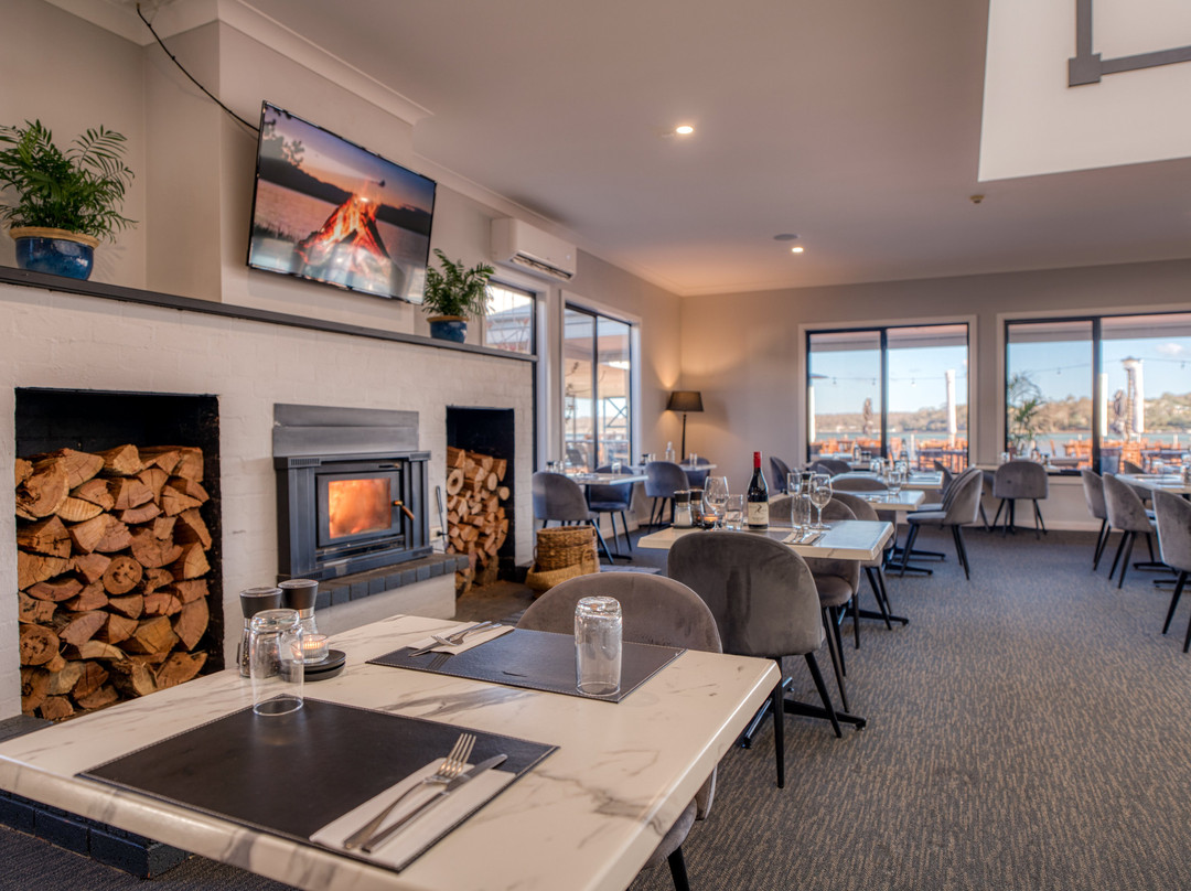 The Panorama Bistro & Bar