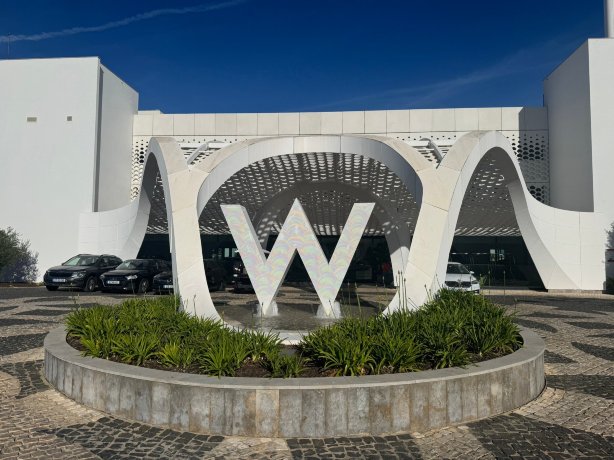 W阿尔加尔夫-旅行者