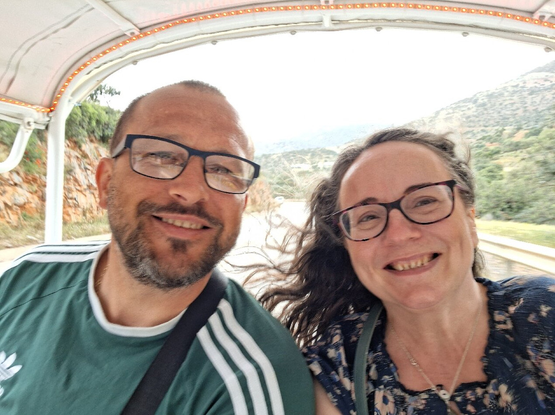 Cretan Tuk Tuk Tours-Piskopiano必去景点