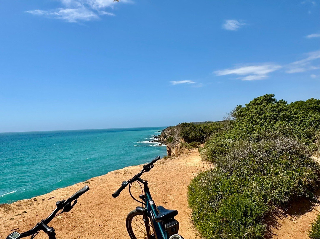 Starbikes Travel Rad & Sportreisen-奇克拉纳－德拉弗龙特拉必去景点