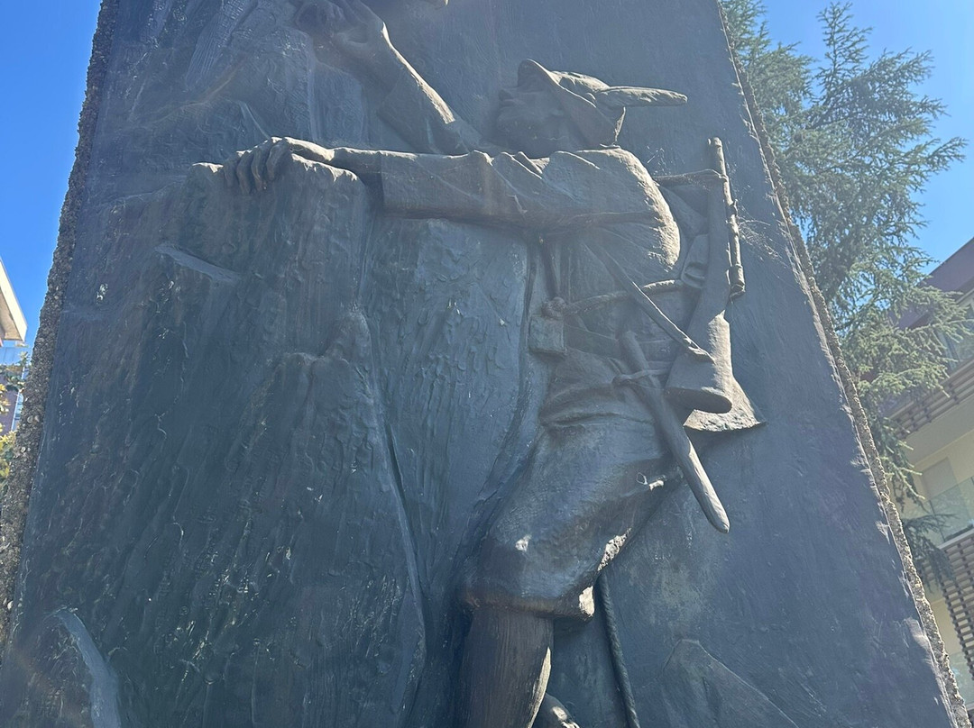 Monumento agl'Alpini