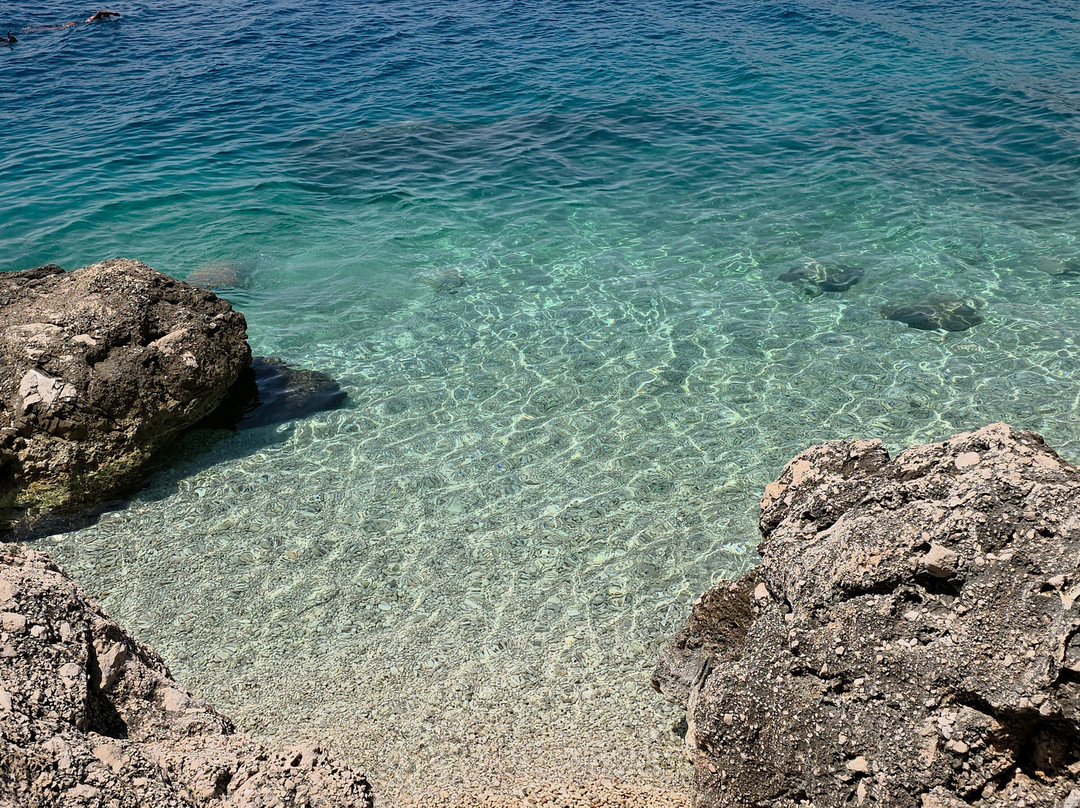 Punta Rata Beach-布雷拉必去景点