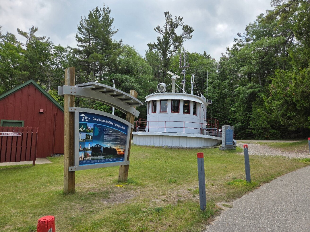 40 Mile Point Lighthouse-Rogers City必去景点