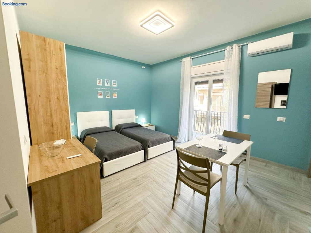 Ferrera Suite & Rooms