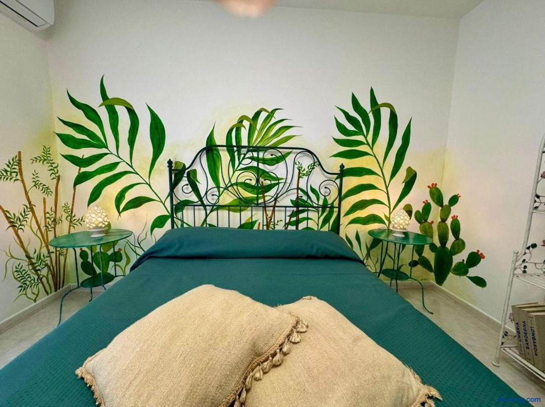 Jungle Rooms